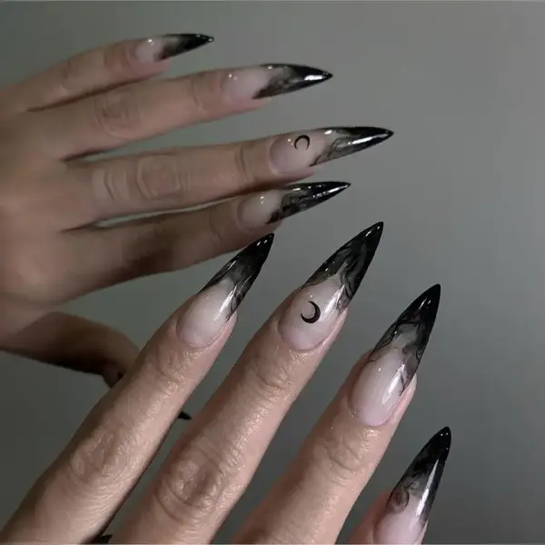 Halloween Press on Nails Long Stiletto MABKJLF French Tip Fake Nails Black Blood Gradient Full