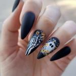 Halloween Nails Black Press on Nails Medium Almond Fake Nails with Nail Glue Matte Acrylic False