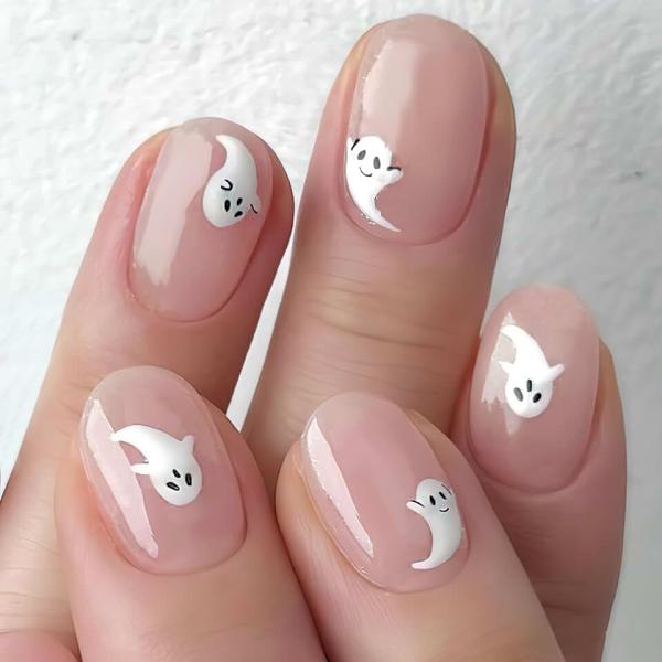 Halloween Press on Nails Short Almond Fake Nails Glossy Nude Pink Full Cover False Nails Cute White