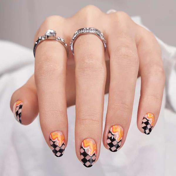 BTArtbox Press On Nails Short - Halloween Press On Nails Oval Fake Nails with Nail Glue, Fit