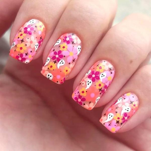 24 Pcs Halloween Press on Nails Short Square Fake Nails with Colour Flower False Nails Cute Ghost