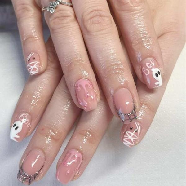 Cute Halloween Nails Spider Web French Tip Press on Nails Short Square Fake Nails White Ghost